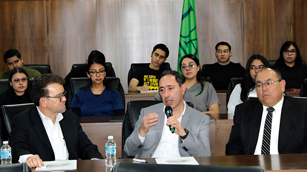 principal-La-UAL-respalda-el-Summit-